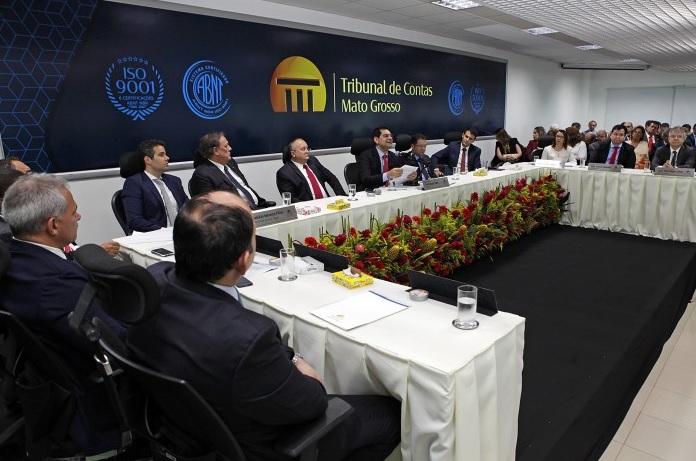 tce mt novo presidente dez 2017